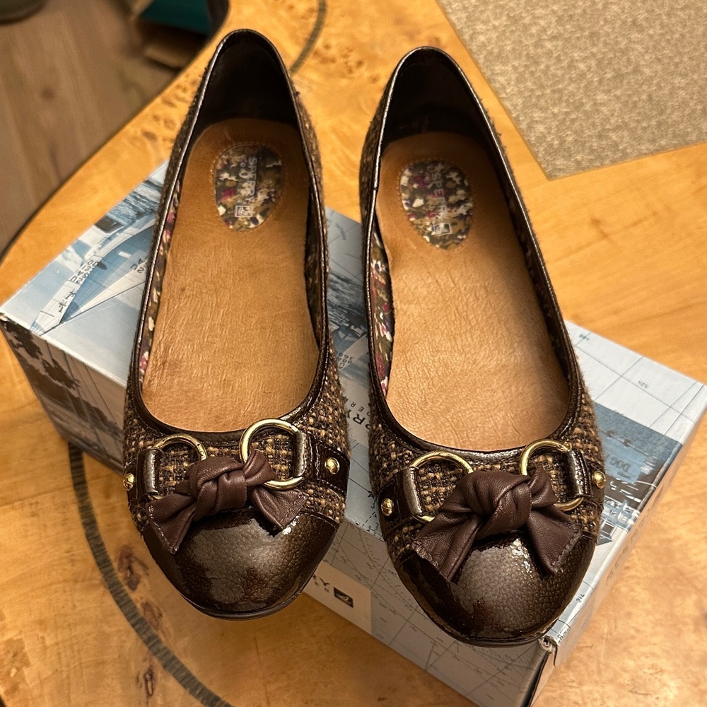 Sperry Brown Women's Flats with Bow Detail